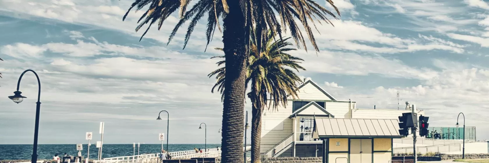 Port Melbourne, Melbourne Hotels