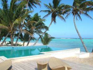 Titikaveka Hotels, Cook Islands