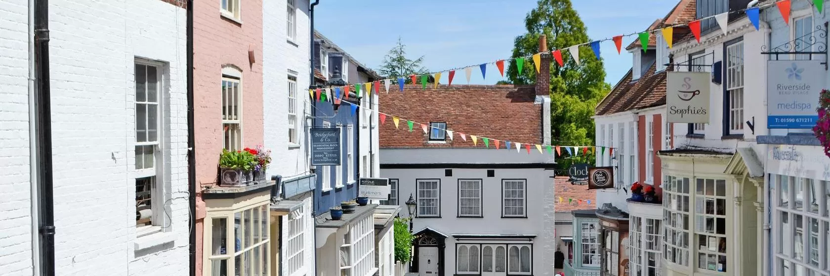 Lymington, Hampshire Hotels