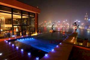 Accommodation with a Pool in Hong Kong, Hong Kong