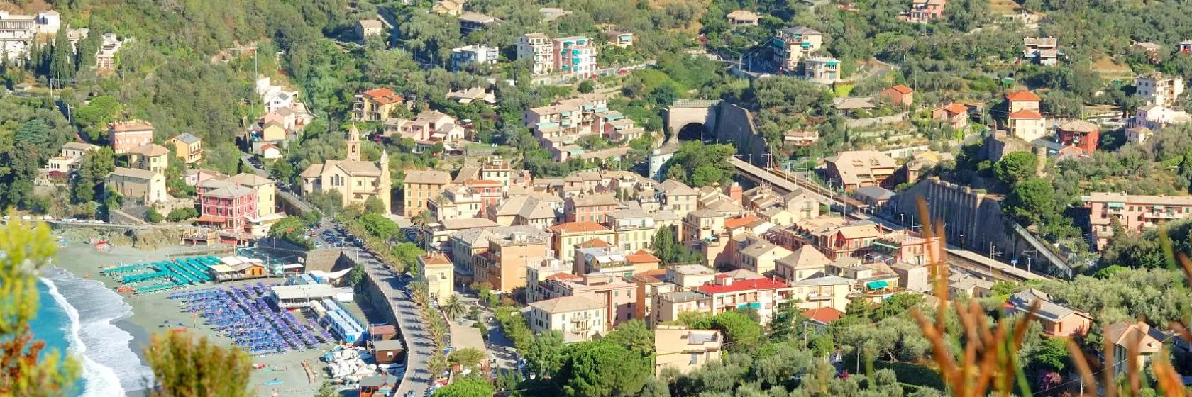 Bonassola, Cinque Terre Hotels & Accommodation