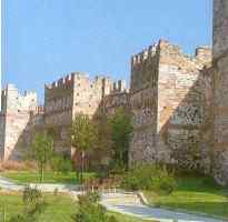 remains of 19th century Thessaloniki and the walls that surrounded the city