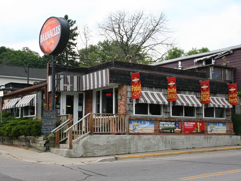 Barnacles Beerhouse and Eatery, Port Stanley Food & Drink